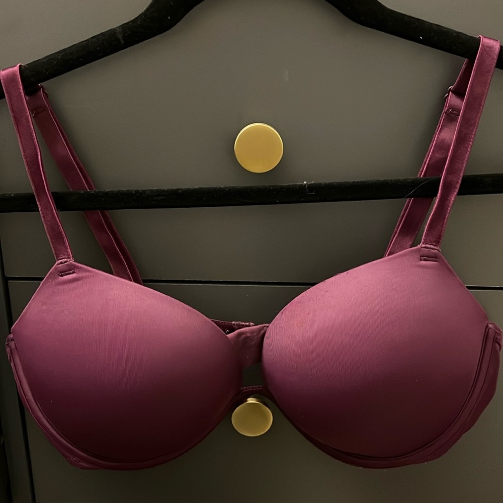 PINK Victoria's Secret Deep Purple Bra